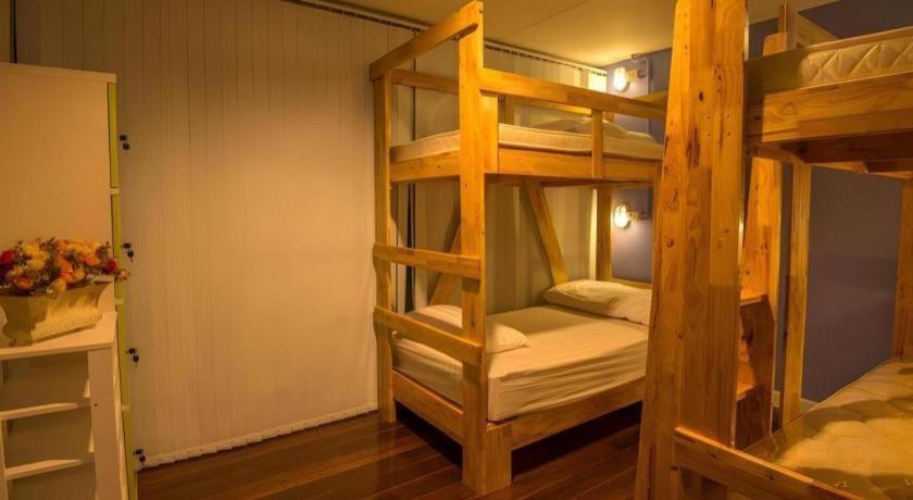 De Hostel Pracsuap Khirikhan Kültér fotó