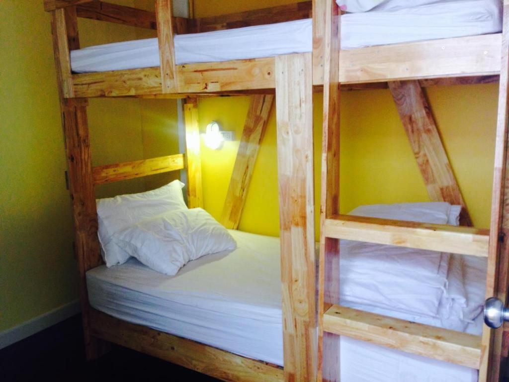 De Hostel Pracsuap Khirikhan Kültér fotó