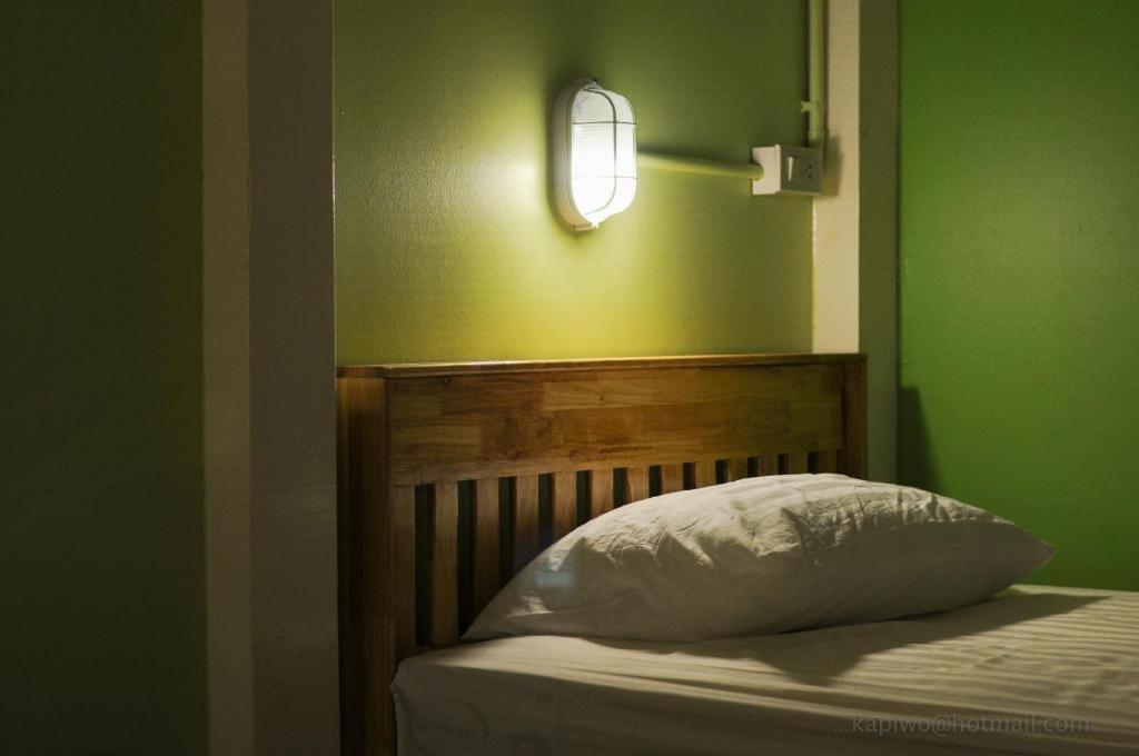 De Hostel Pracsuap Khirikhan Kültér fotó